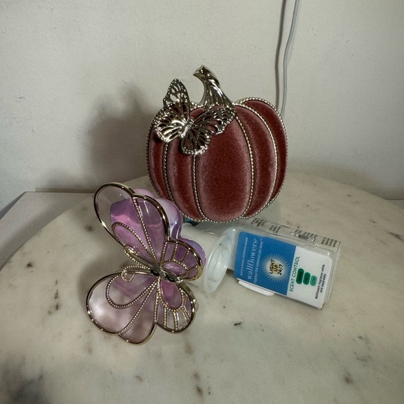 Bath & Body Works wallflowerwers - Picture 3 of 4